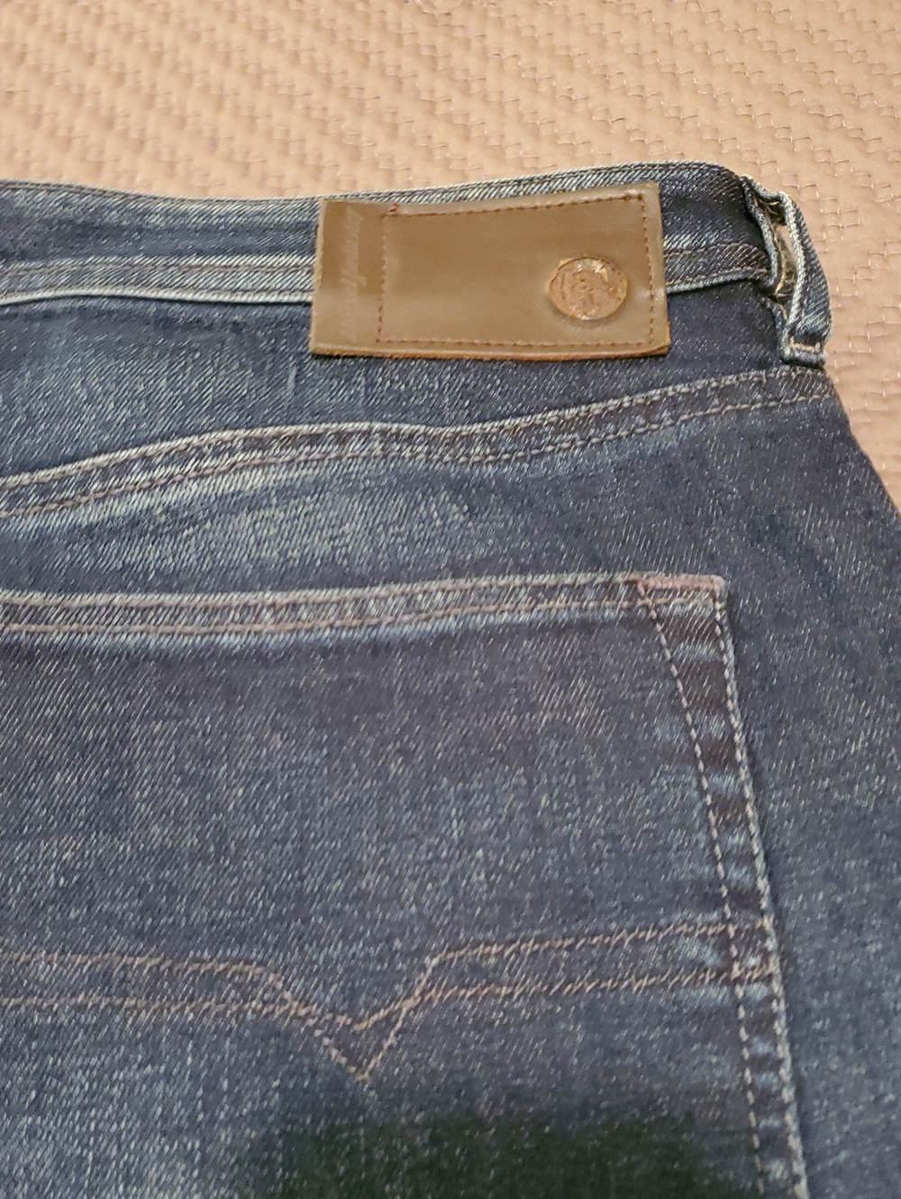 Diesel - Picture 4 of 4